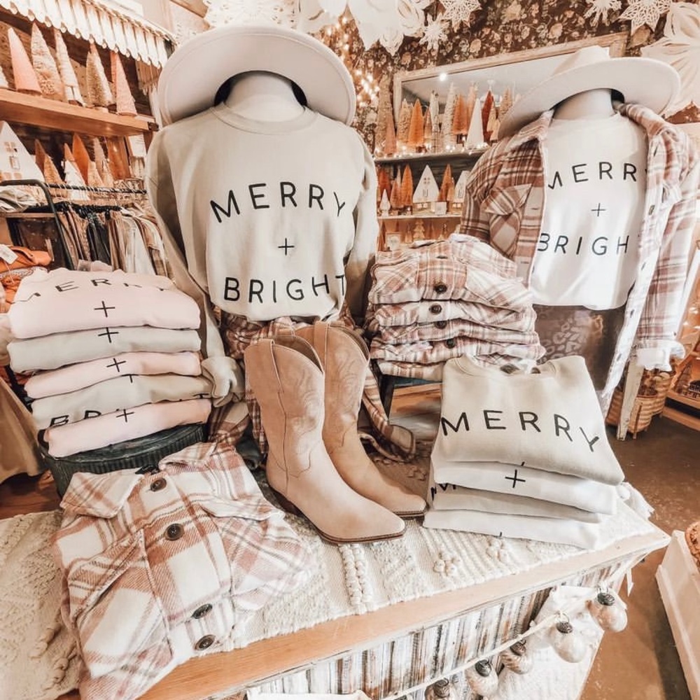 Merry + bright pull over !